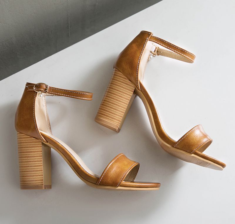 Aguaviva Sandalen - Bruin
