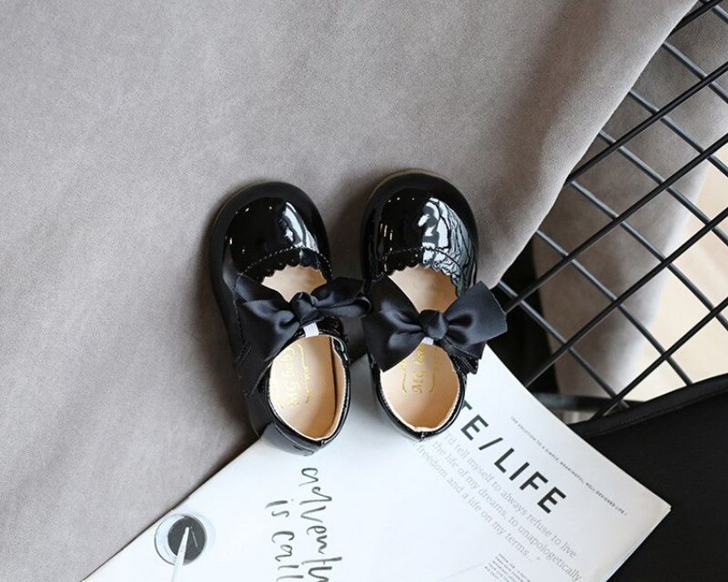 Ainoah Meisjes Platte Schoenen - Zwart
