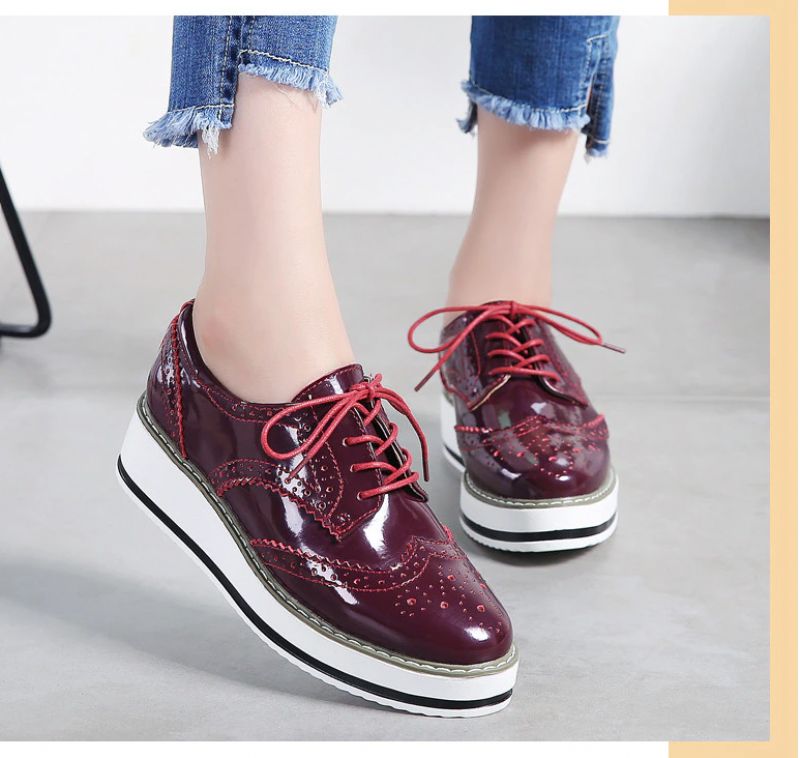 Akira Vrouwen Patent Leren Platform Platte Zwarte Schoenen - Zwart