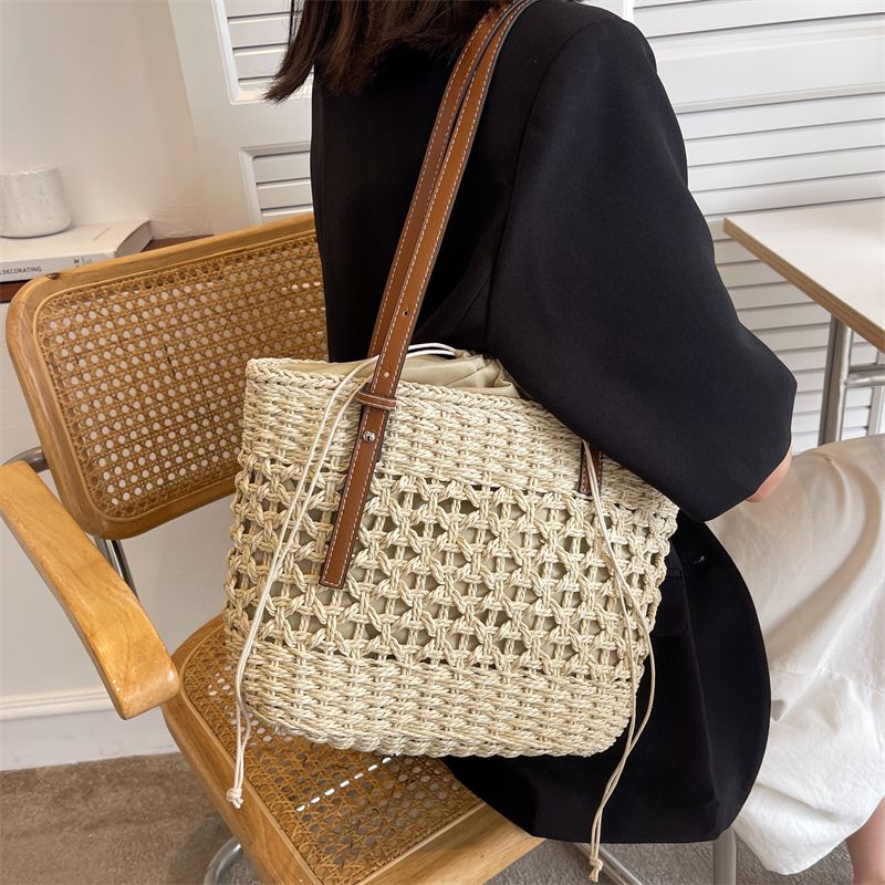 Amaya Handtas Voor Dames In De Grote Strandemmer Van Stro - Beige