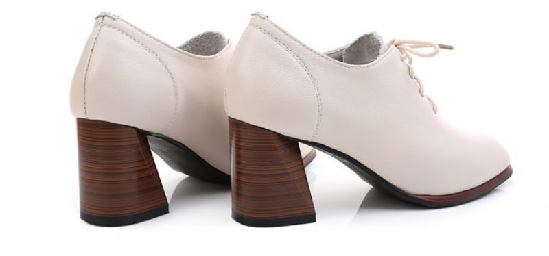 Andrea Dames Hoge Hak Pumps Met Veters - Wit