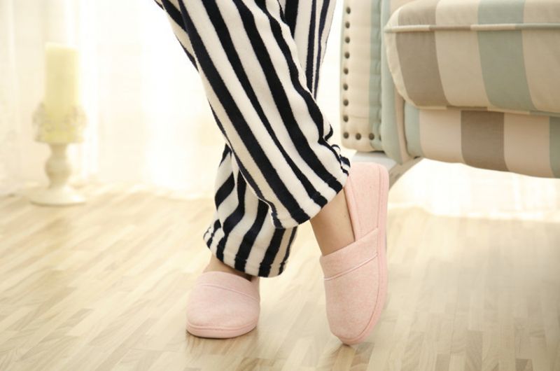 Angela Damespantoffel - Roze