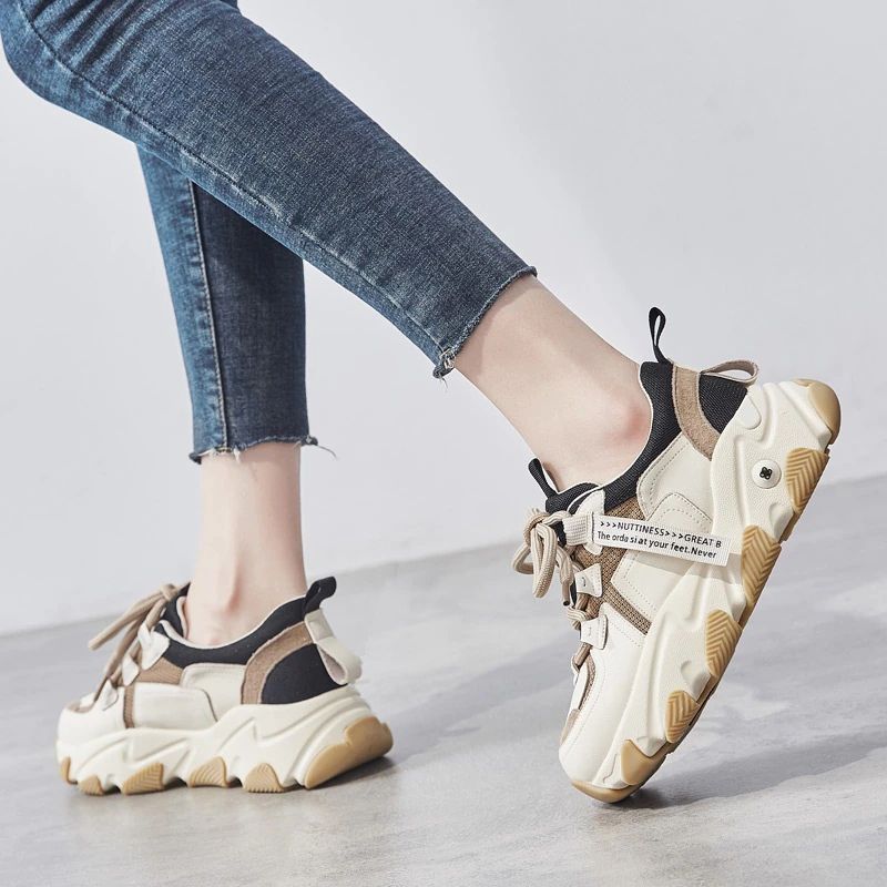 Angelis Dames Platform Platte Sneaker - Abrikoos