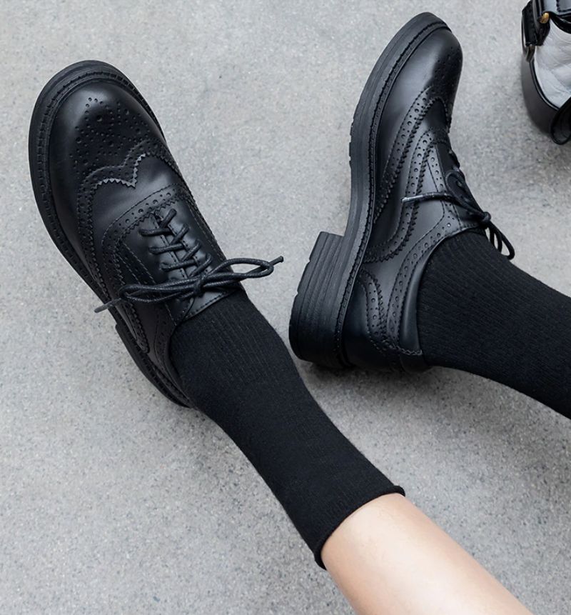 Aquamarine Dames Oxfords Schoenen - Bruin