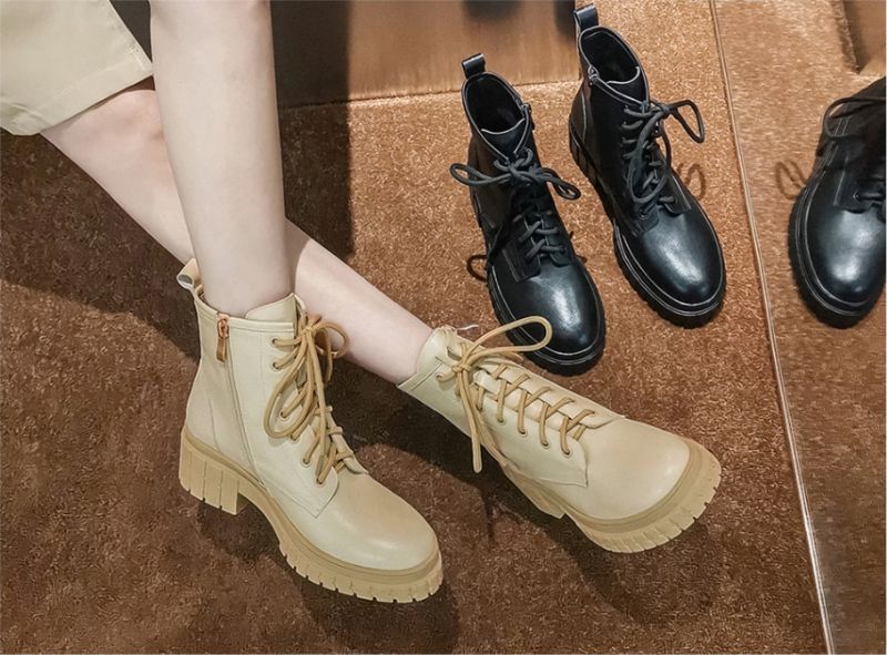 Arrieta Laarzen Enkelhoogte - Beige korte pluche