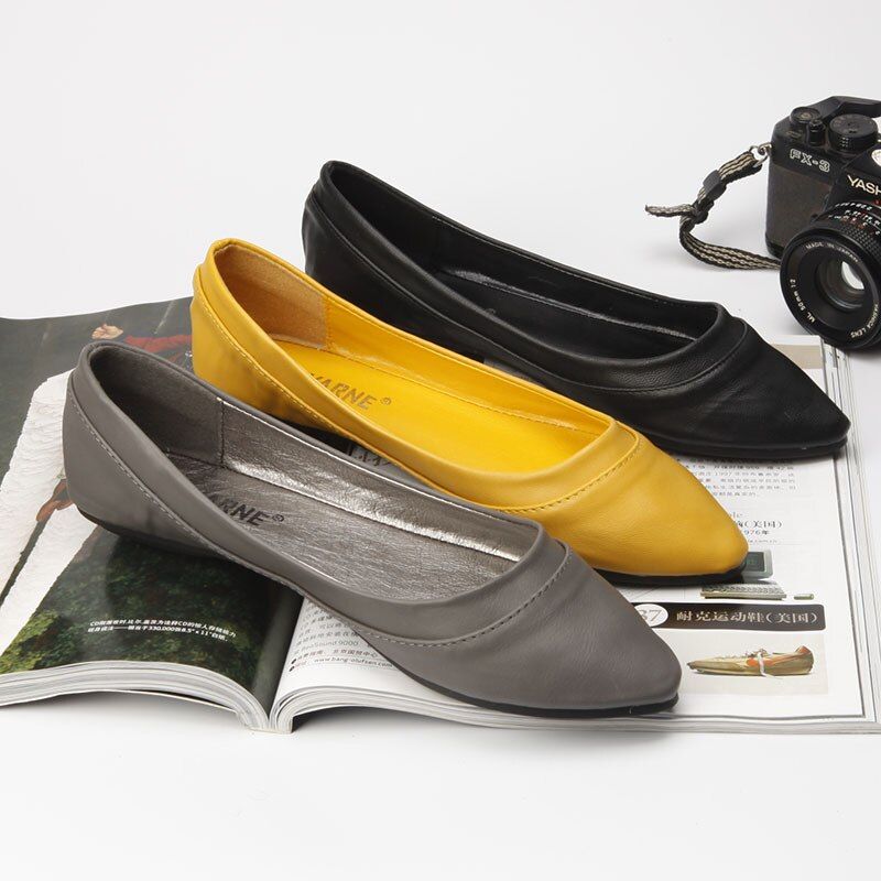 Belinda Dames Puntige Teen Platte Schoenen - Zwart
