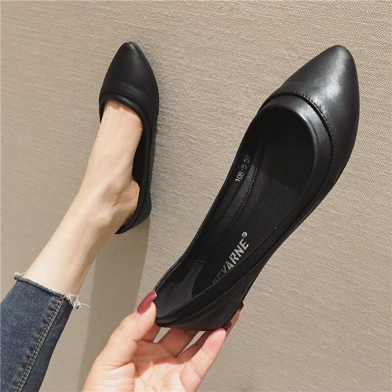 Belinda Dames Puntige Teen Platte Schoenen - Zwart