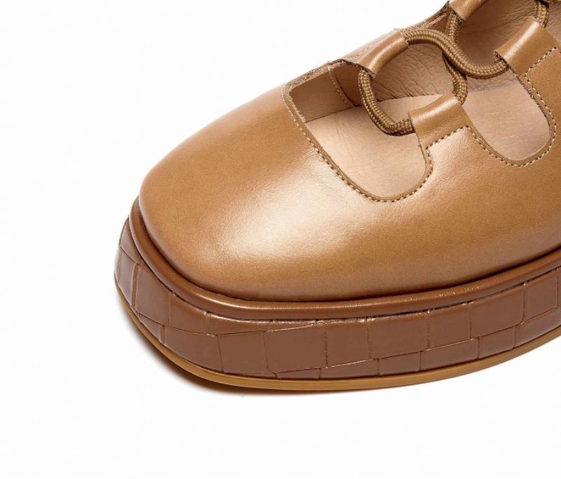 Betsey Dames Platform Schoenen - Bruin