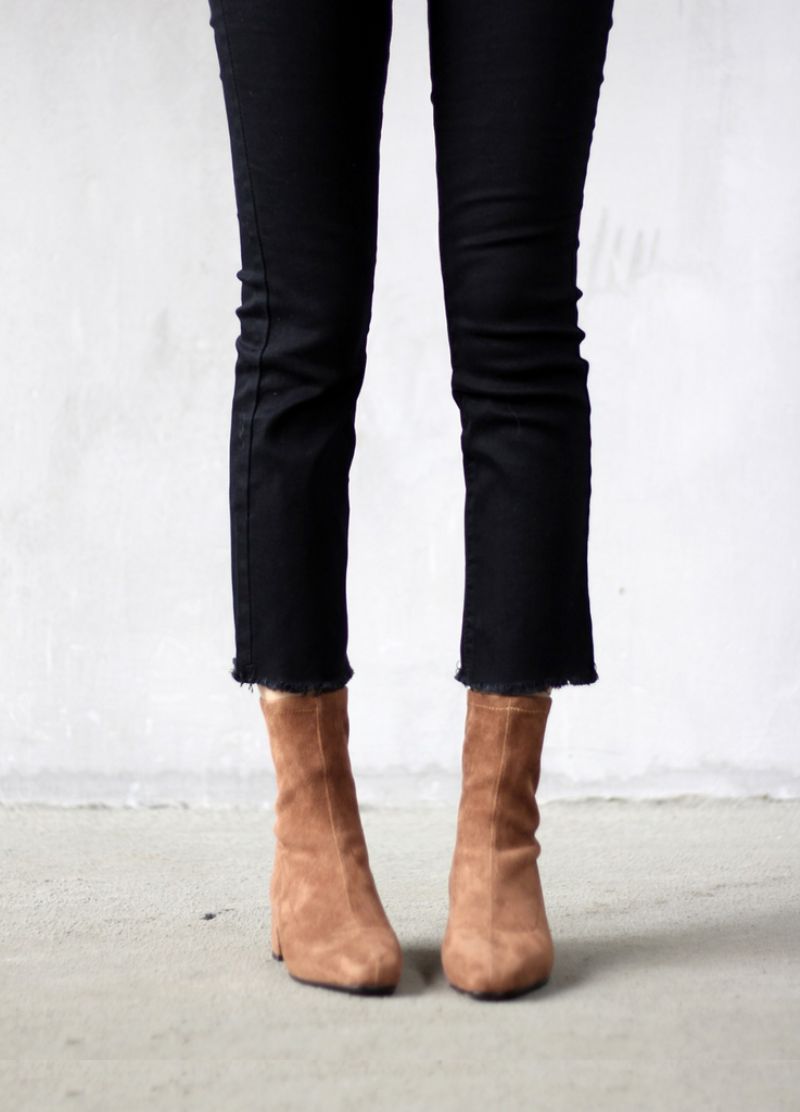 Bevin Dames Velvet Stretch Boots - khaki
