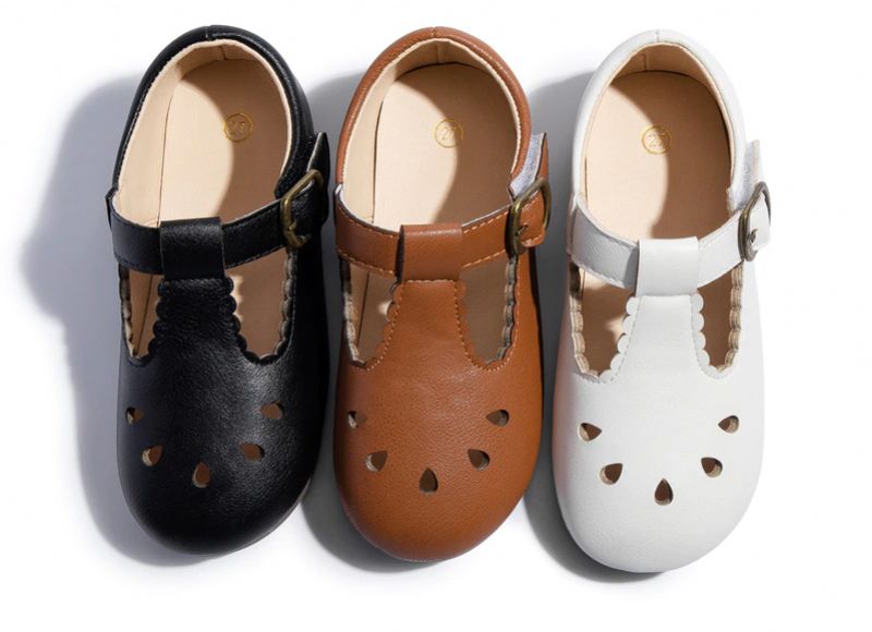 Brenda Meisjes Platte Schoenen - Bruin