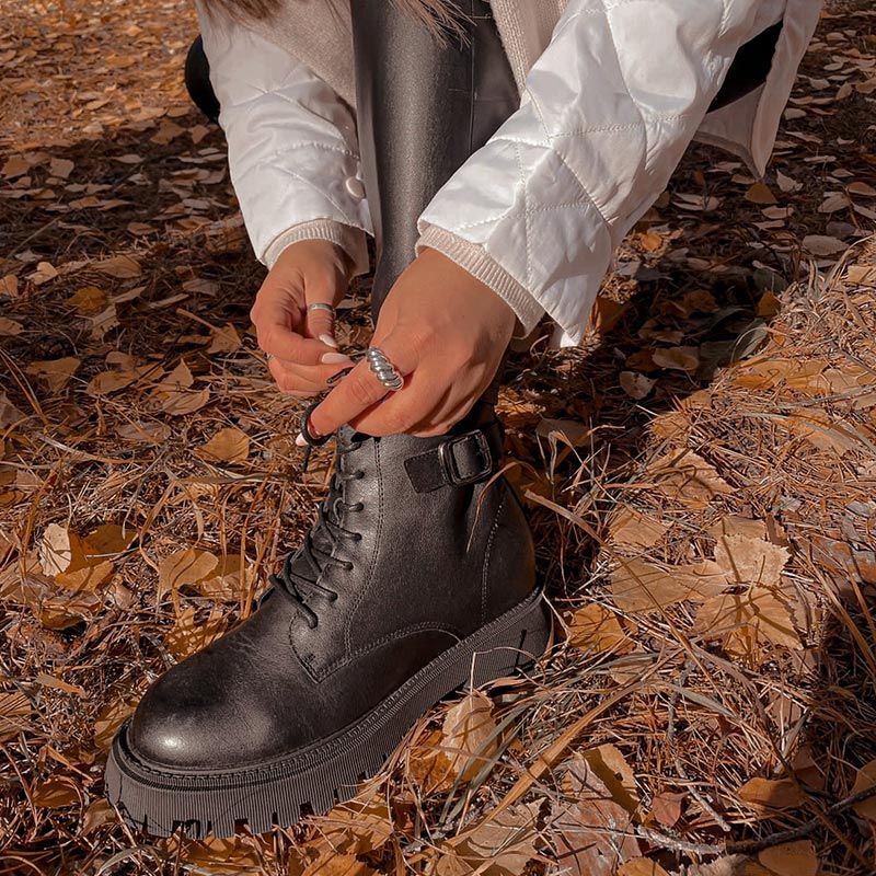 Cahill Dames Leren Platform Enkellaarsjes - Zwart