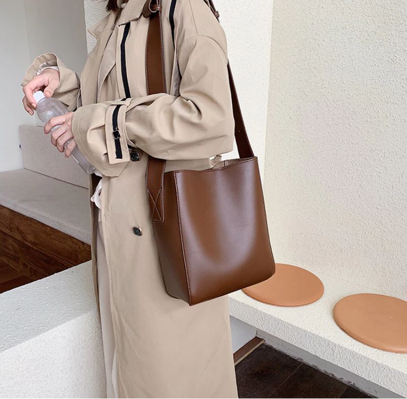 Caly Dames Handtas Met Hoge Capaciteit - Licht Khaki