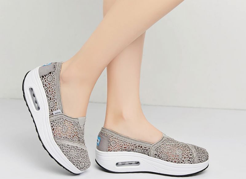 Caridad Dames Platform Schoenen Ademende Slip On - Grijs