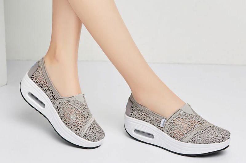 Caridad Dames Platform Schoenen Ademende Zwarte Slip-on - Zwart