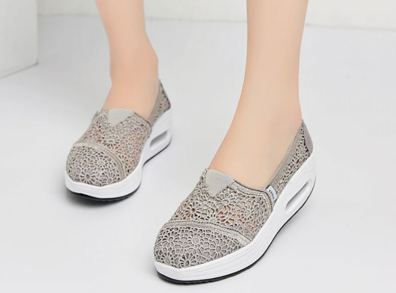 Caridad Dames Platform Schoenen Ademende Zwarte Slip-on - Zwart
