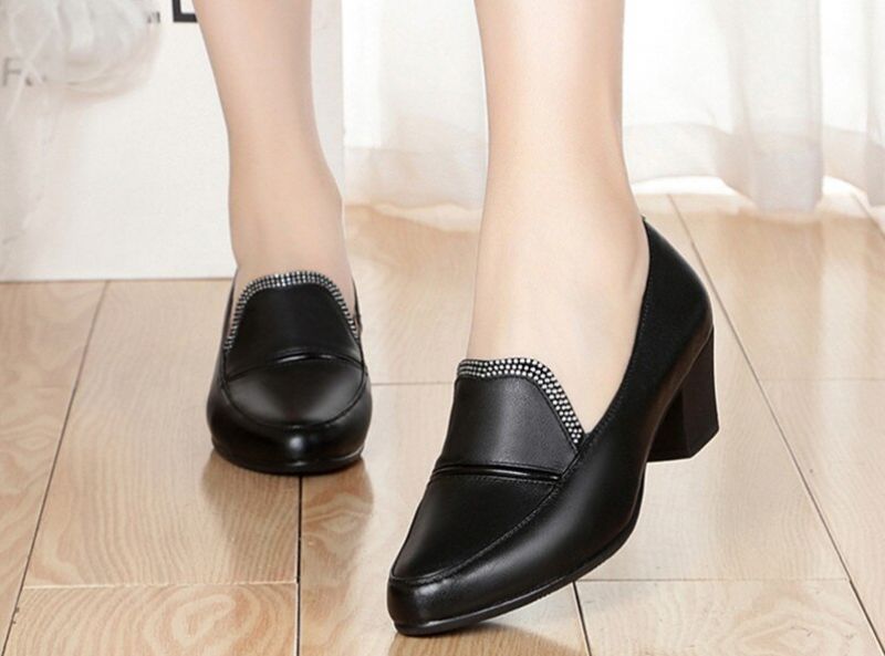 Charis Dames Leren Pumps Schoenen - Rood