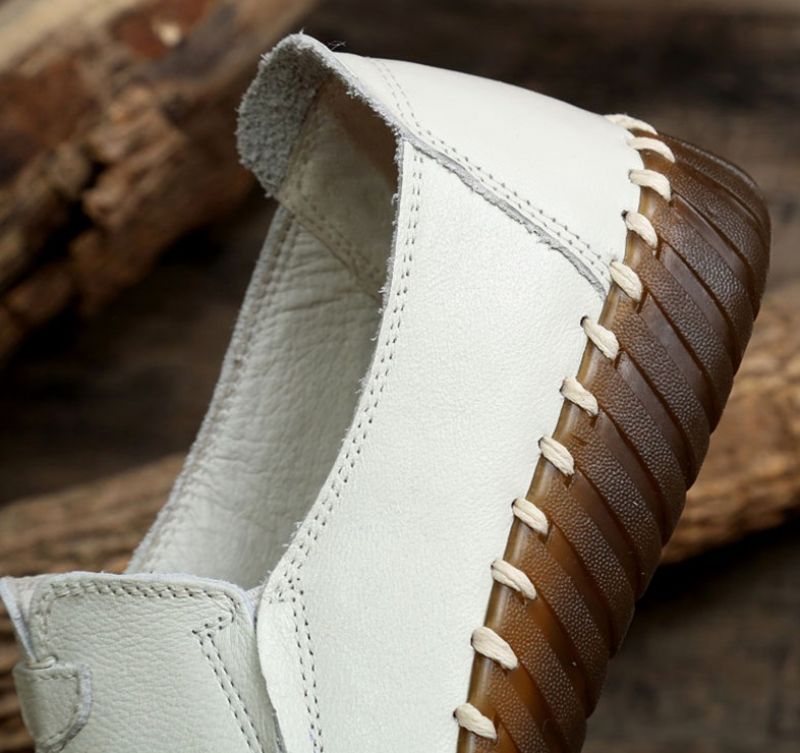 Charis Dames Platte Leren Instappers - Beige