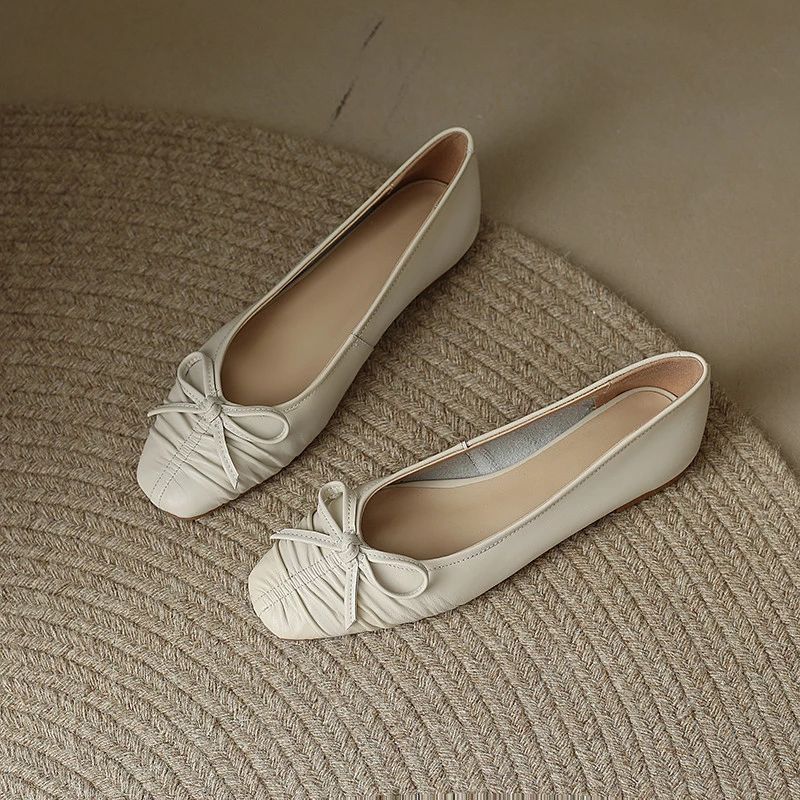 Charo Dames Leren Platte Schoenen - Beige