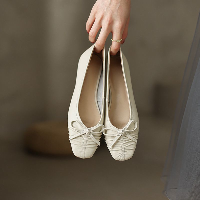Charo Dames Leren Platte Schoenen - Beige