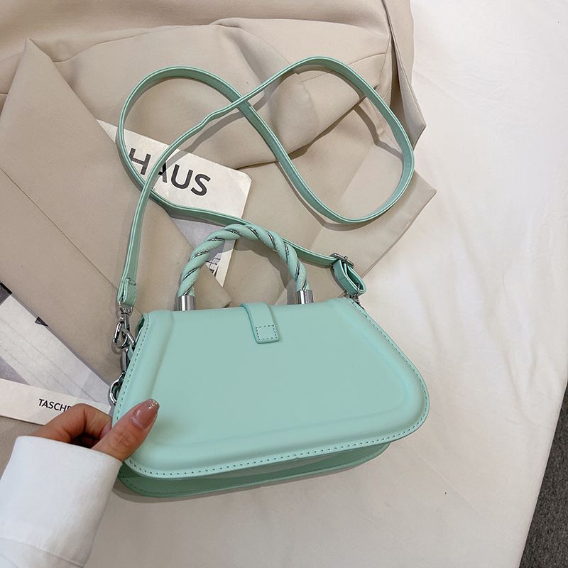 Cintya Dames Kleine Leren Handtas Met Ketting - Beige