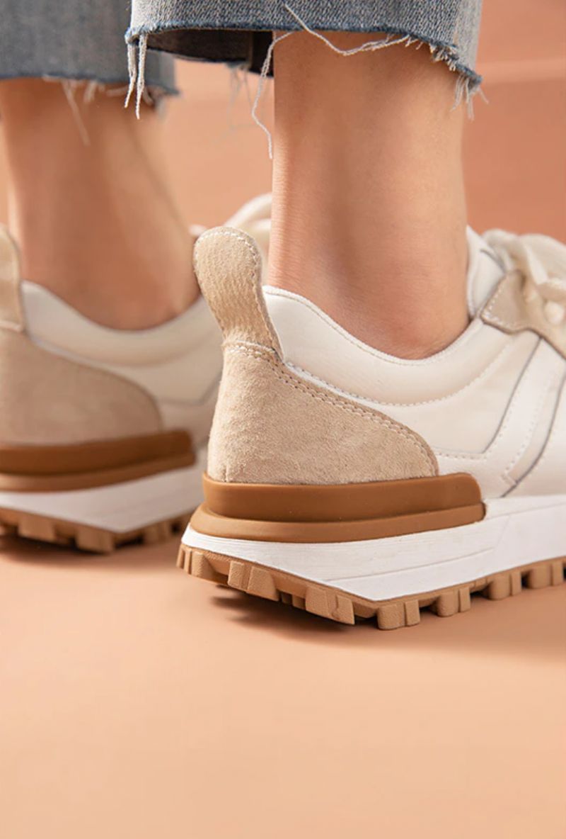 Colombo Dames Suède Platform Sneaker - Abrikoos