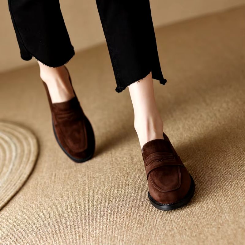 Cornelia Dames Med Heels Leren Loafer - Zwart