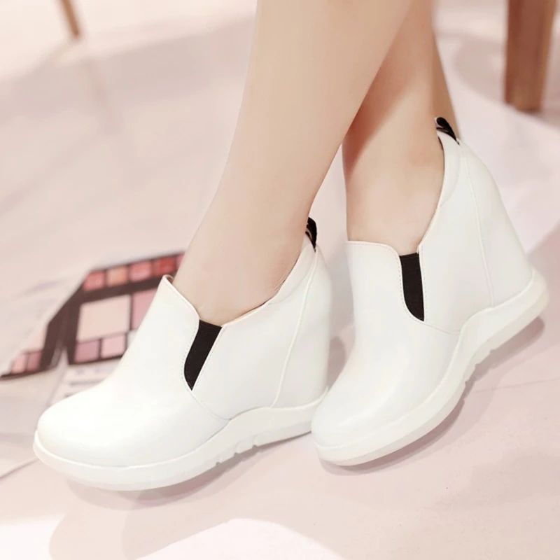Dany Dames Platform Wedge Enkellaarsjes - Rood