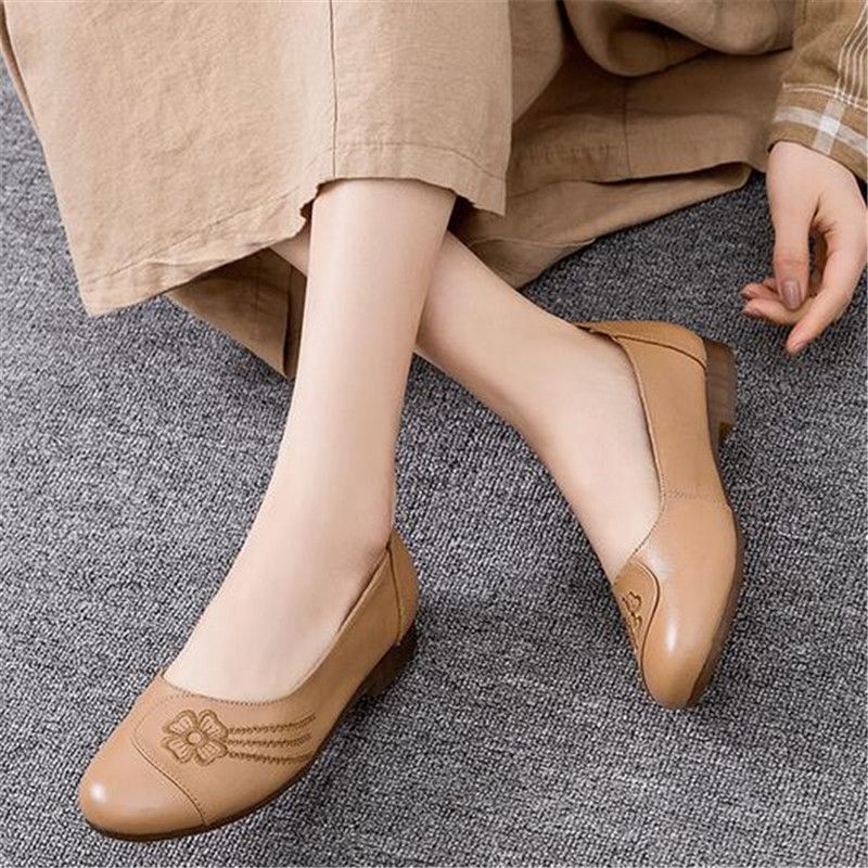 Dianna Dames Geborduurde Zachte Leren Instappers Loafers - Kaki