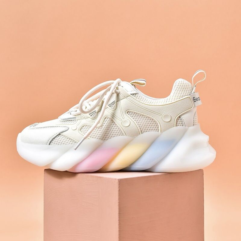 Dreamy Dames Multicolor Sneakers - Beige