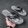 Grijs