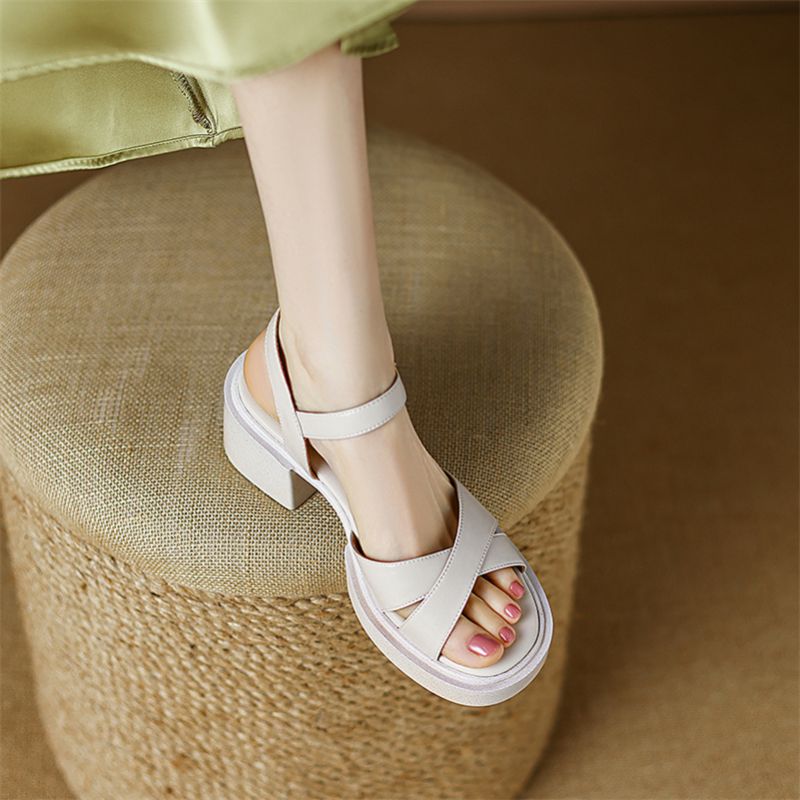 Eladia Dames Patent Leren Sandalen - Bruin