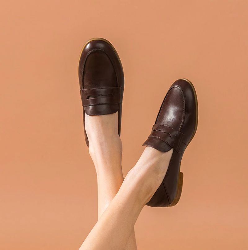 Enid Dames Ronde Neus Leren Loafer Schoenen - Koffie