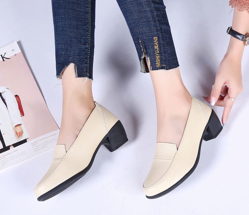 Estigia Pumps - Wit