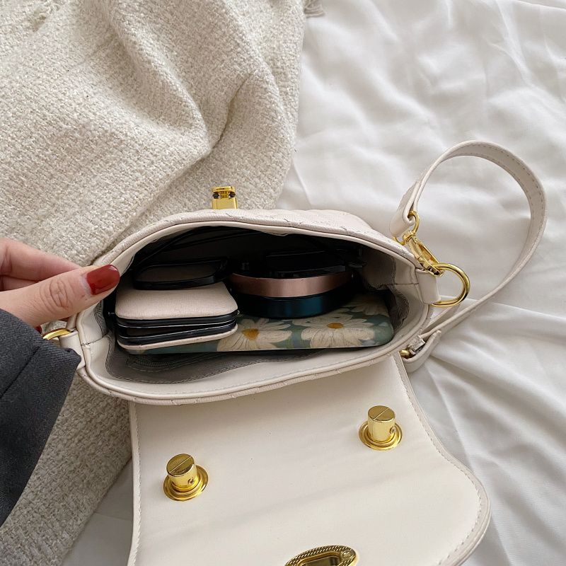 Fitty Dames Gewatteerde Leren Handtas - Zwart