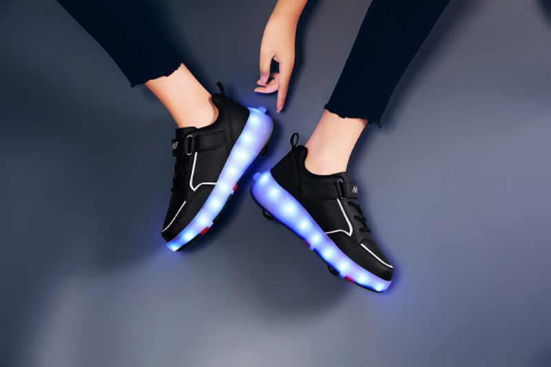 Gezzy Unisex Kinder Roller Sneakers - Roze