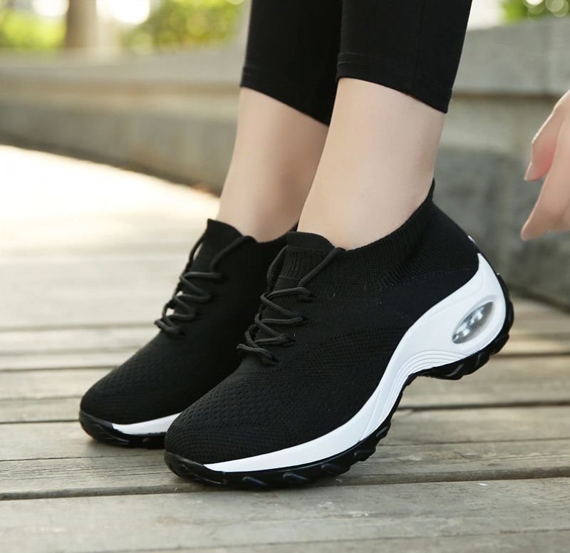 Godoy Sneakers - Volledig zwart