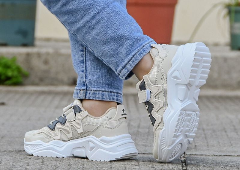 Granger Unisex Kinder Hardloopschoenen - Beige