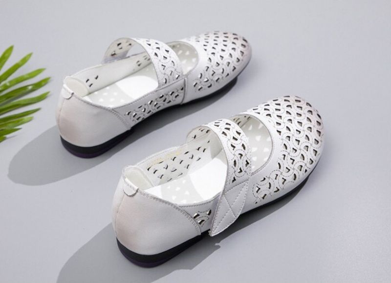 Hazel Dames Leren Platte Schoenen - Kaki