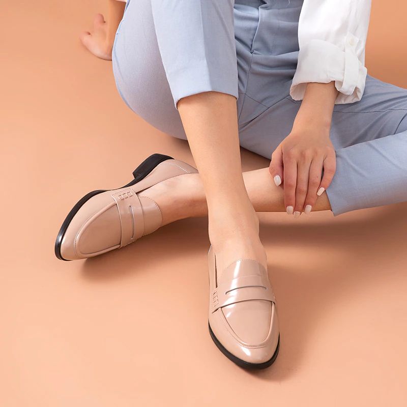 Hospina Penny Leren Loaferschoenen Voor Dames - Beige