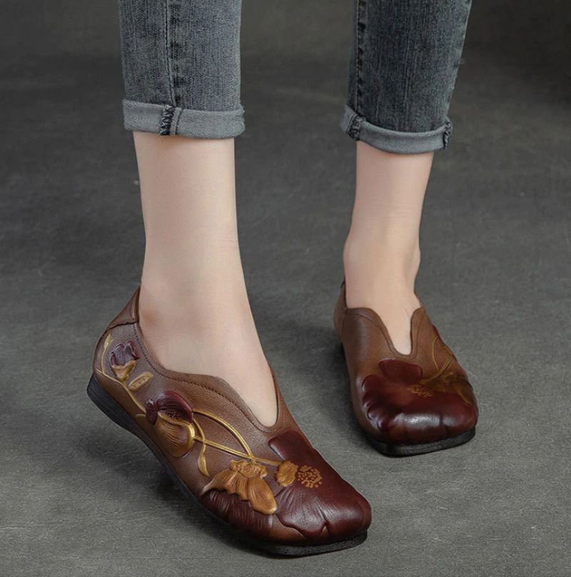Isis Dames Slip-on Platte Schoenen - Bruin
