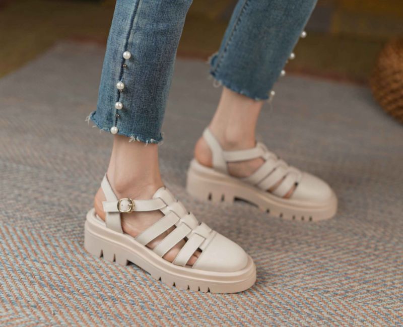 Kity Leren Sandaal Met Ronde Neus Voor Dames - Beige