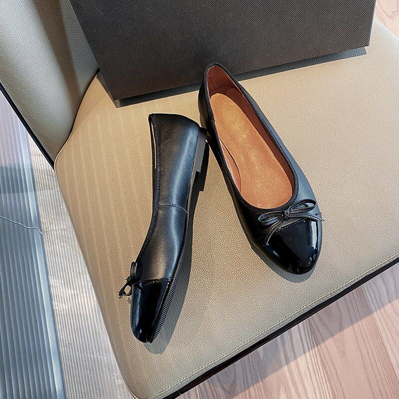 Klara Platte Leren Schoenen Voor Dames - Bruin