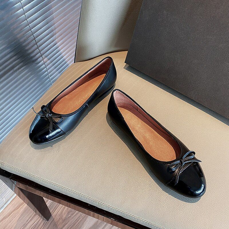Klara Platte Leren Schoenen Voor Dames - Bruin