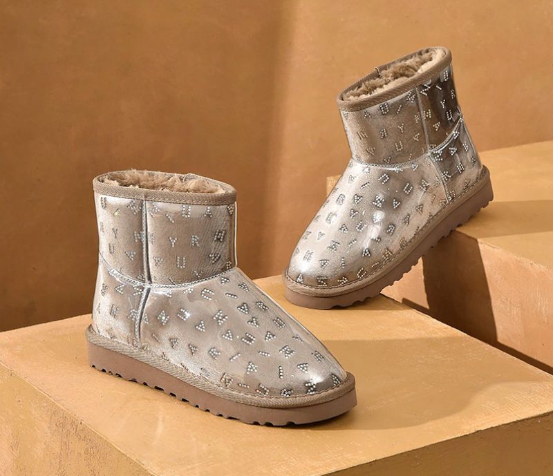 Konnie Enkelhoge Zwarte Snow Boots Voor Dames - Zwart