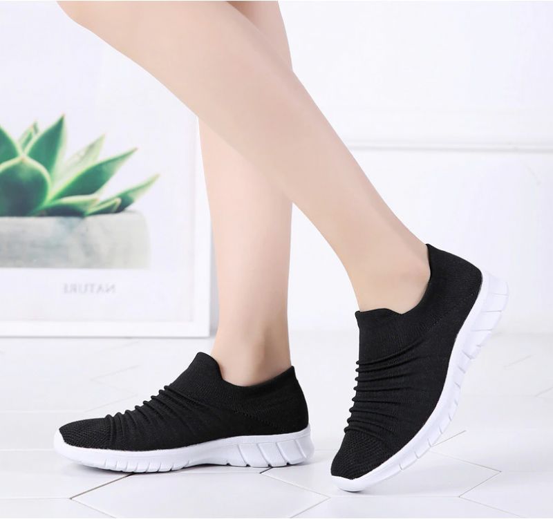 Lanet Dames Ademende Comfortabele Slip-on Loafers Zwarte Schoenen - Zwart