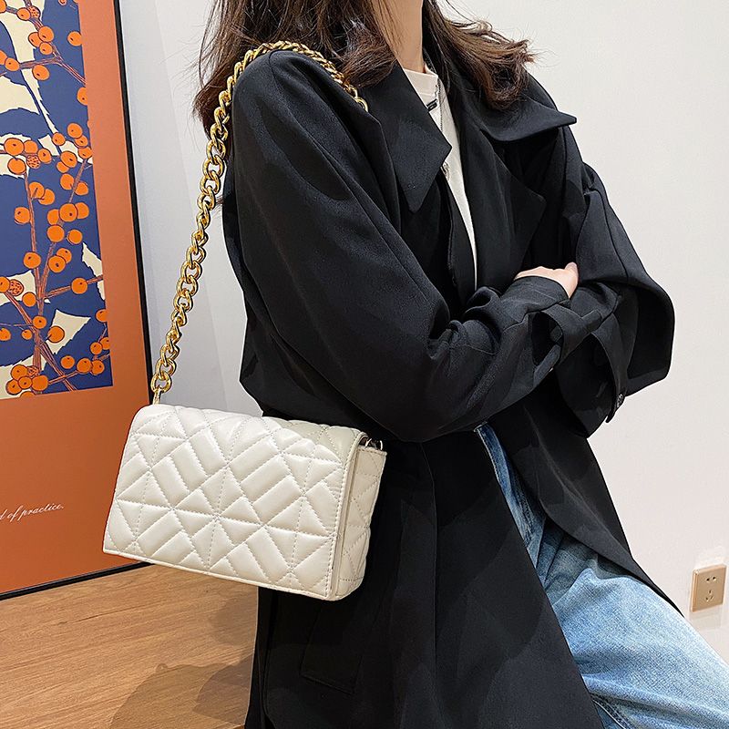 Latty Dames Minimalistische Gewatteerde Flap Handtas - Bruin