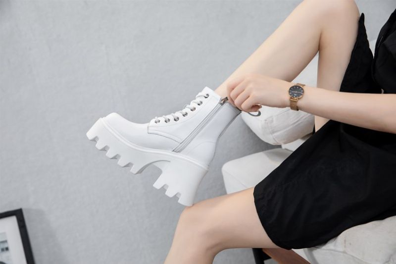 Leiba Dames Platform Vierkante Neus Laarzen - Wit Bont