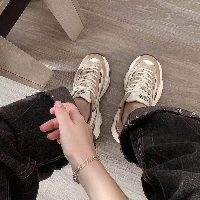 Levi Dames Suède Leren Platform Sneaker - Abrikoos