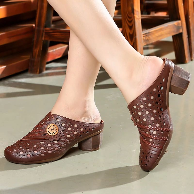 Lindy Dames Clogs - Bruin