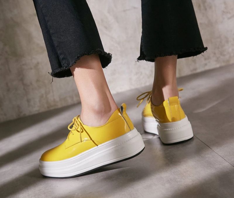 Llaru Dames Ronde Neus Platform Schoenen - Geel